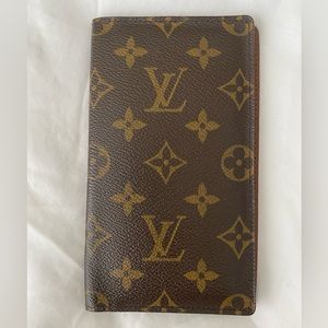 *Sold on Vestiare*Louis Vuitton wallet
